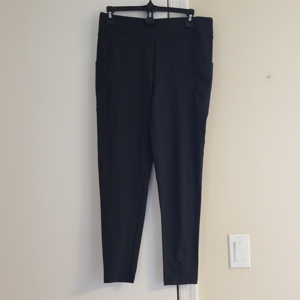 ANY BODY LEGGINGS